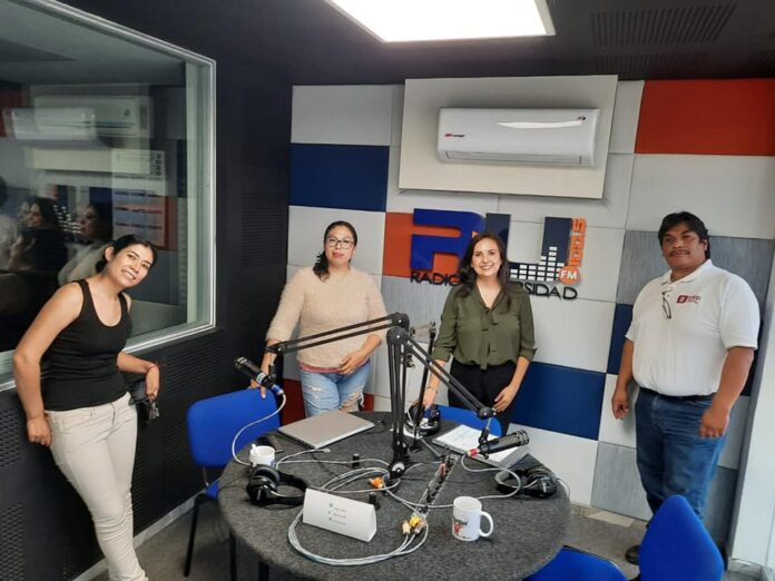 Radio Universidad recuerda con producción original al escritor Carlos Monsiváis